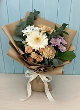 Букет цветов из:  Герберы и Хризантемы в Зиме