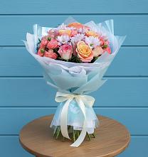 Букет цветов из:  Хризантемы и Розы в Зиме