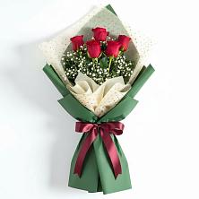 Букет цветов из:  Розы в Зиме