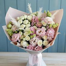 Букет цветов из:  Альстромерии и Розы в Зиме